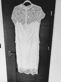 Sukienka biała z koronki