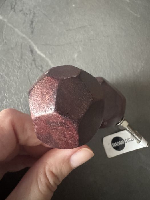 Gałka meblowa drewniana hebanowa Madame Stoltz