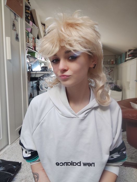 Peruka retro blond krótka uniseks rock WIG