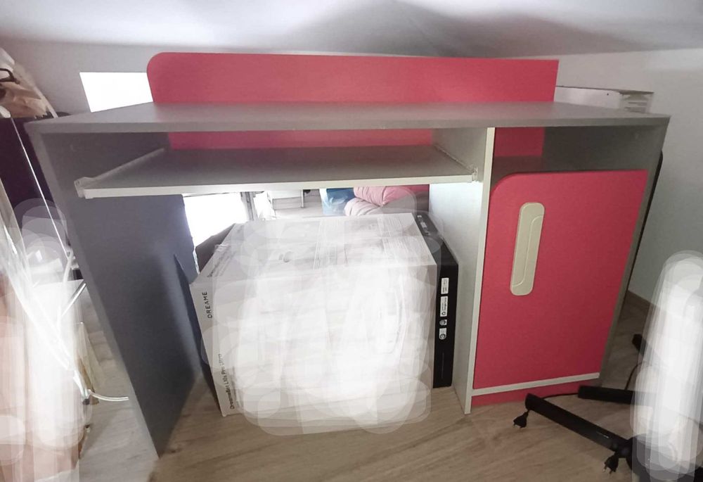 Sprzedam Biurko dziewczęce