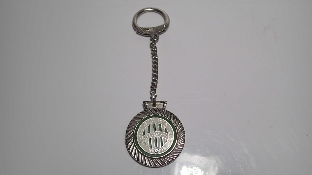 Porta Chaves antigos em metal e acrílico