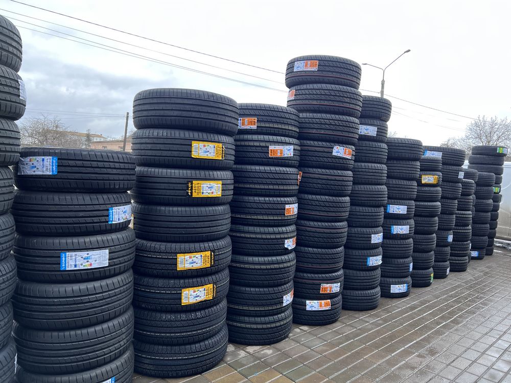 Шини 255/45 R19 Kapsen нові літні 23 рік;Склад резини нової R19