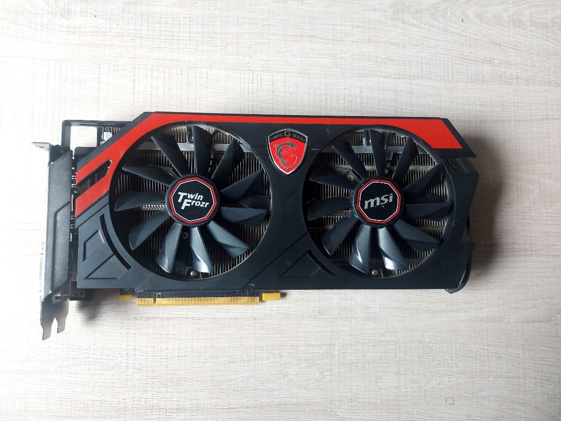 Karta graficzna Radeon R9 290 4Gb MSI