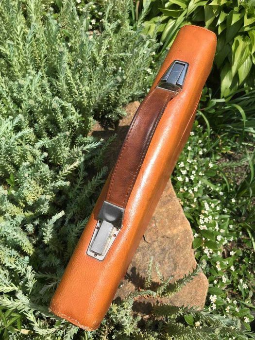 шкіряний портфель excelente  оригінальний