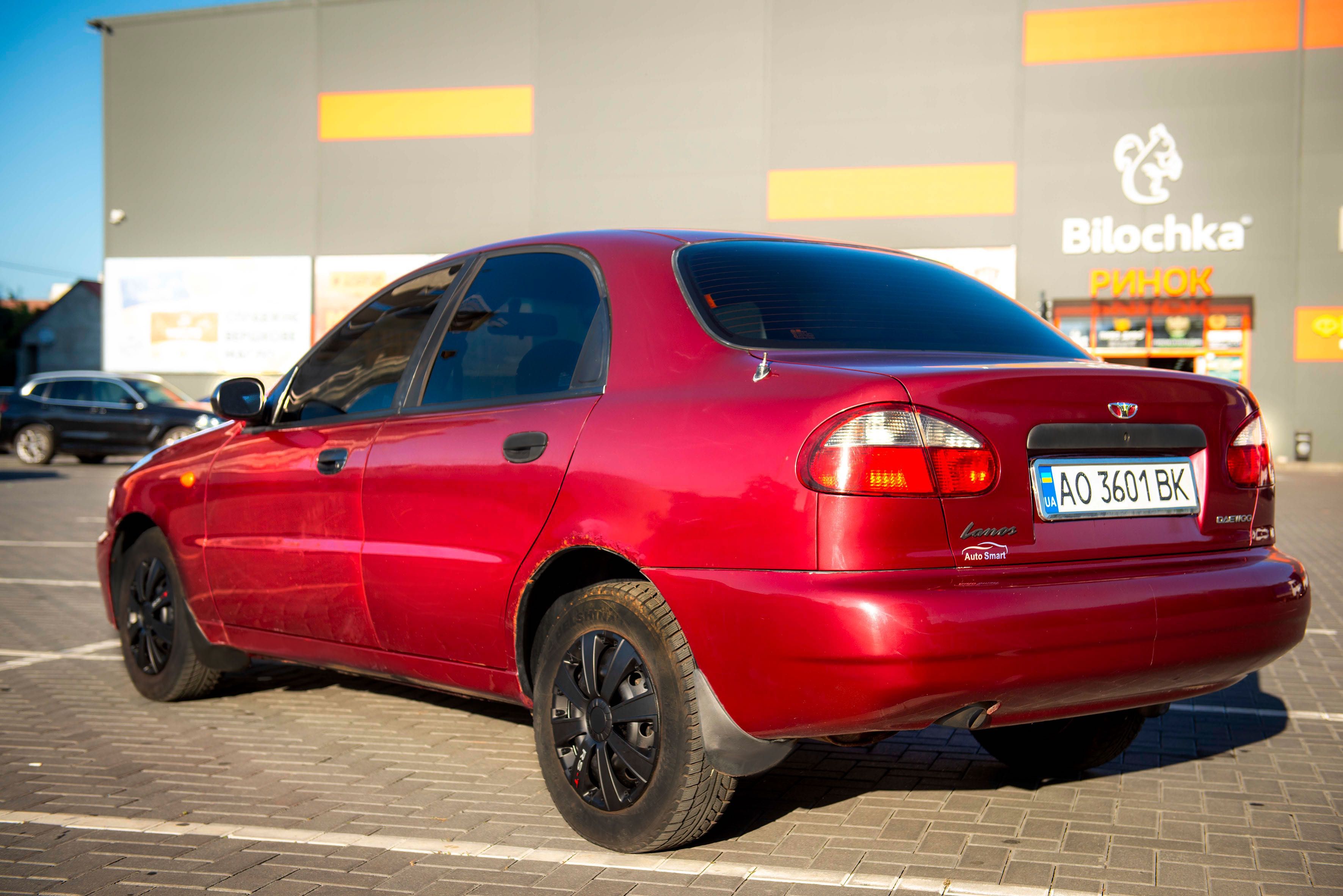 Продається Daewoo Lanos 1998 р.в. вишневого кольору