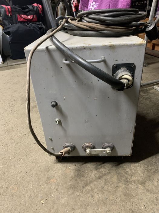 Продам зварювальний напівавтомат