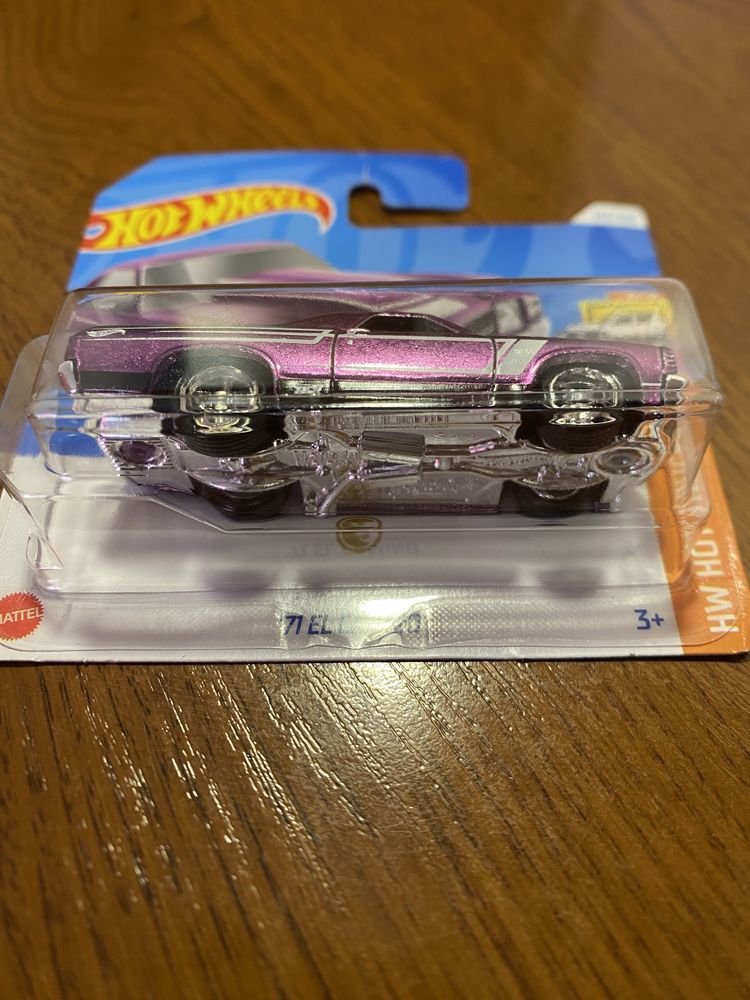 Продам колекційну машинку 71 el camino hot wheels sth