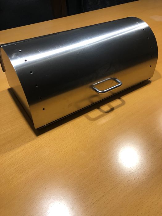 Caixa em aço inox!
