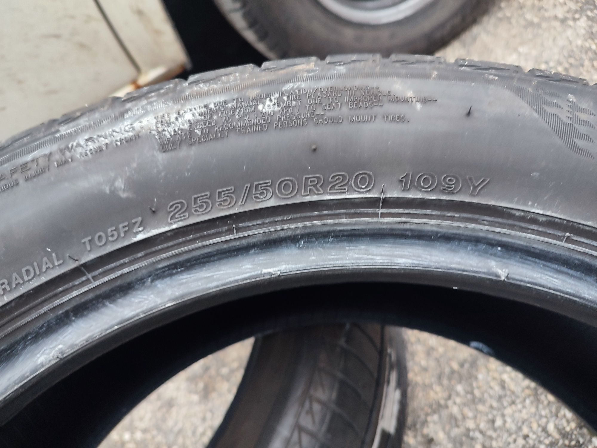 Dwie opony Bridgestone Turanza T005 255/50/20 109Y