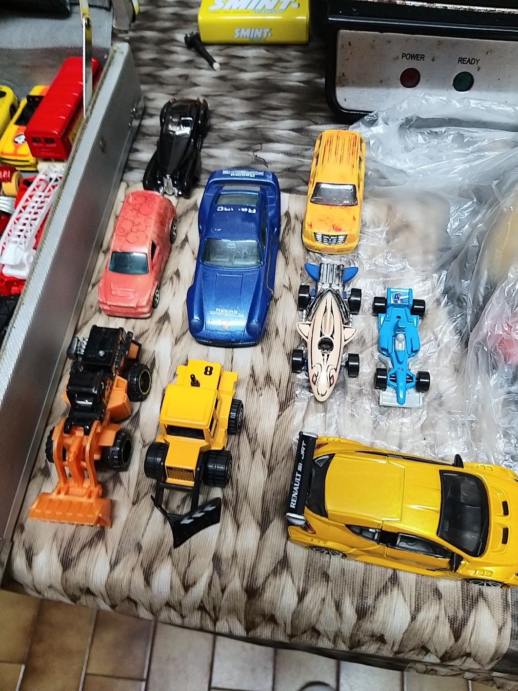 Carrinhos miniaturas