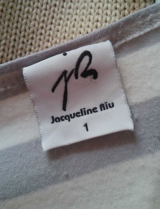 Bluzka bliżniak w pasy.