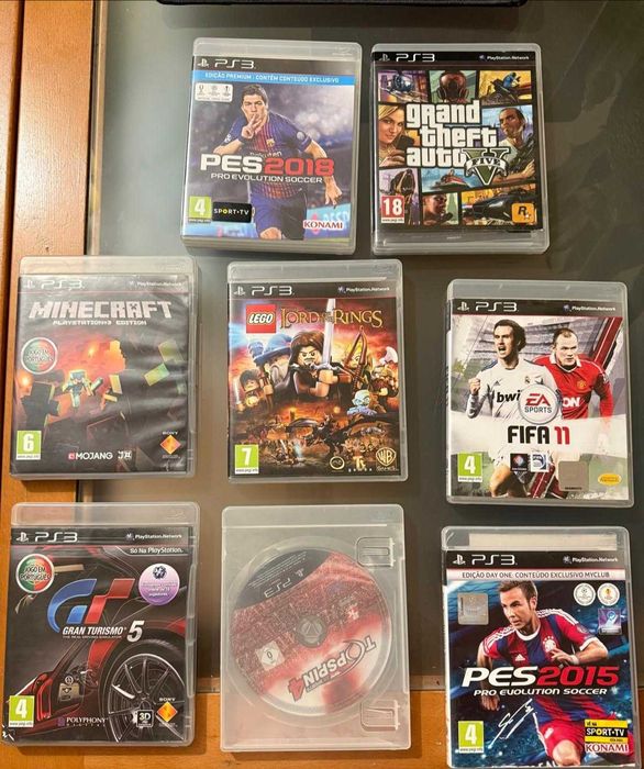 Playstation 3 slim com 8 jogos e 2 comandos