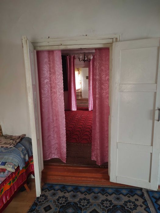 Будинок в селі Волошине, Коростенського району