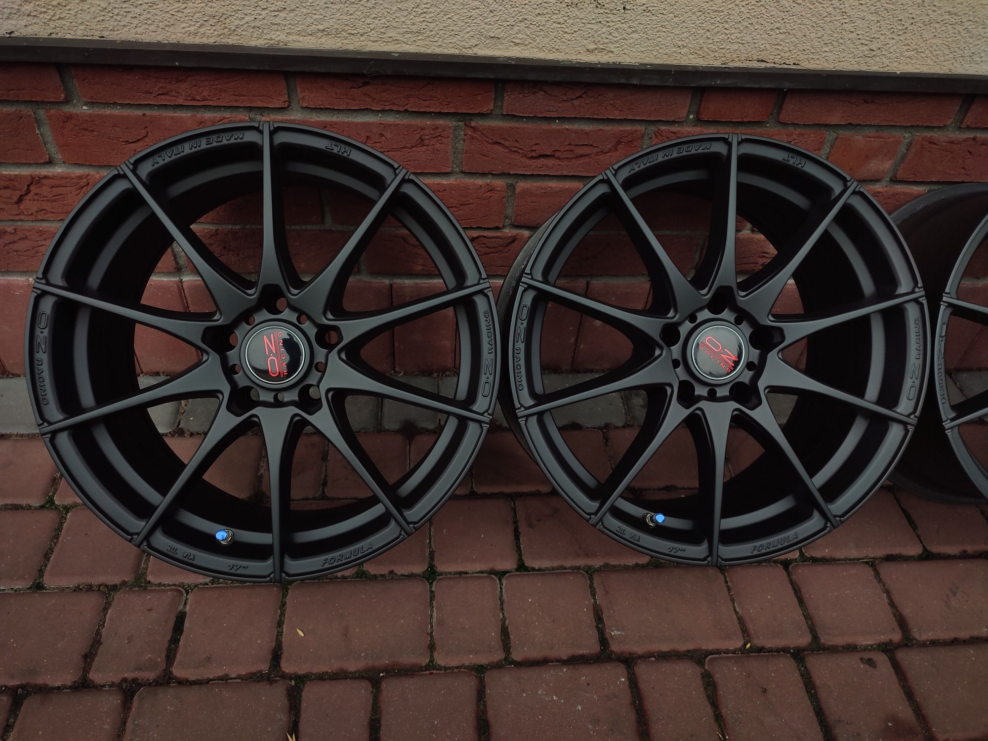 →Felgi OZ Formula HLT 17x8 5x110 / 5x112 / 5x100 ET38 bbs keskin ultra