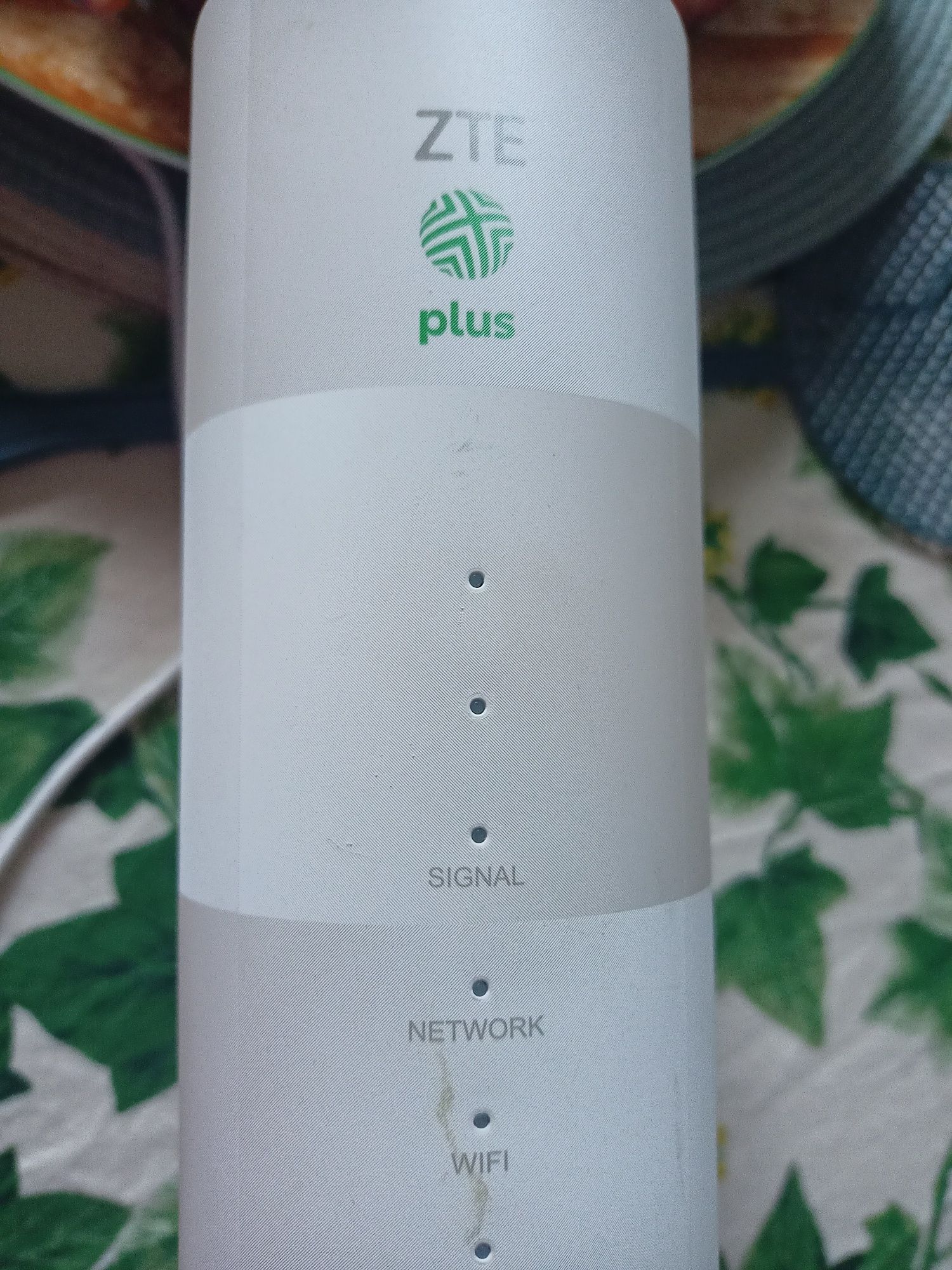 Router wifi ZTE plus brak pudełka krótko używany