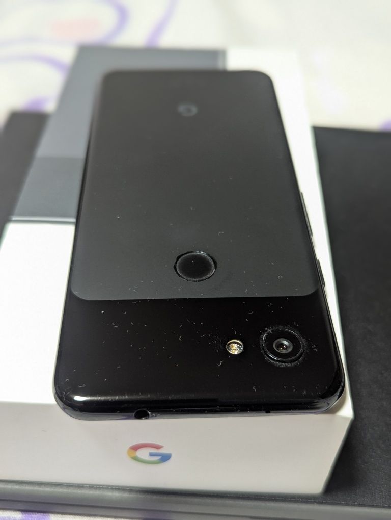 Мобільний телефон Google Pixel 3a 4/64GB Just Black