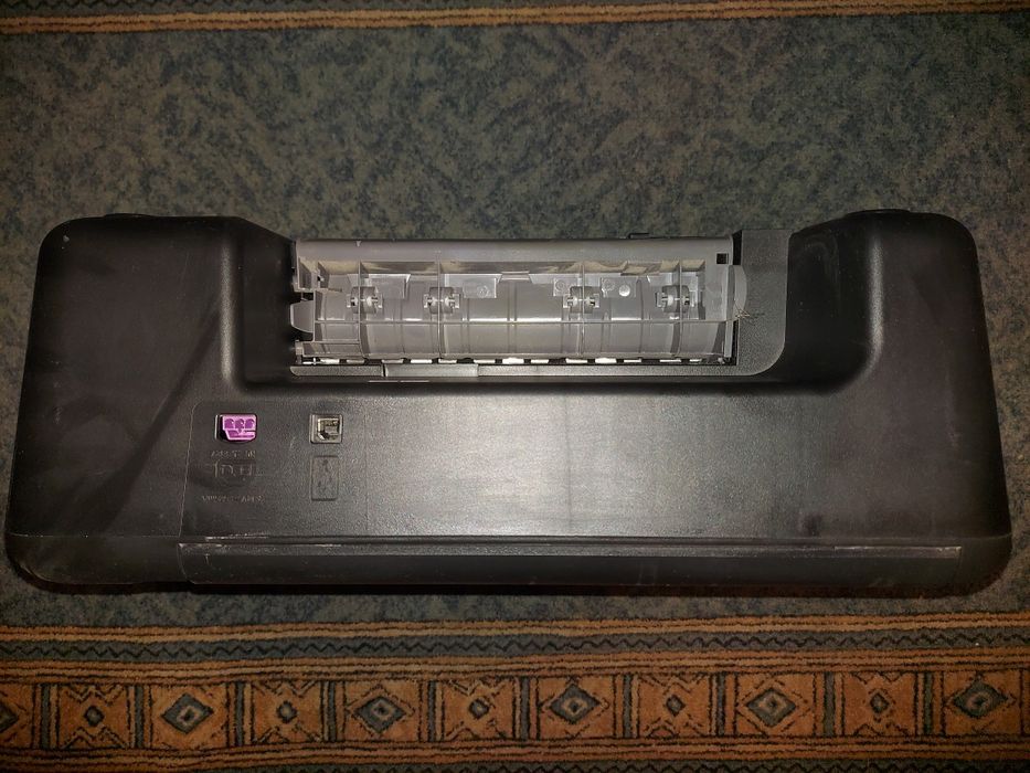 Лазерный принтер сканер HP cn013b62v9
