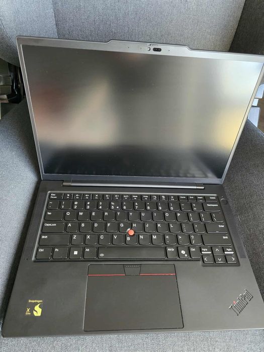 Mocny Lenovo ThinkPad T14s gen 6, jak nowy, gw 29 mc, mało używany