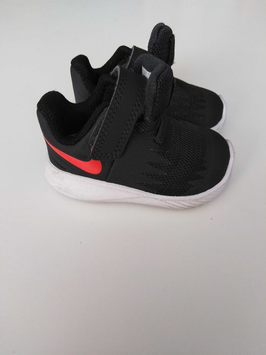 Buciki niemowlęce rozm 17 Nike