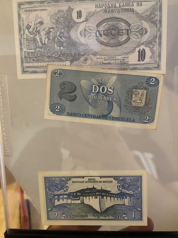 Coleção moedas e notas