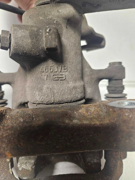 CITROEN C4 II B7 DS4 Zacisk Hamulcowy Tył prawy Tylny  Jarzmo 787246