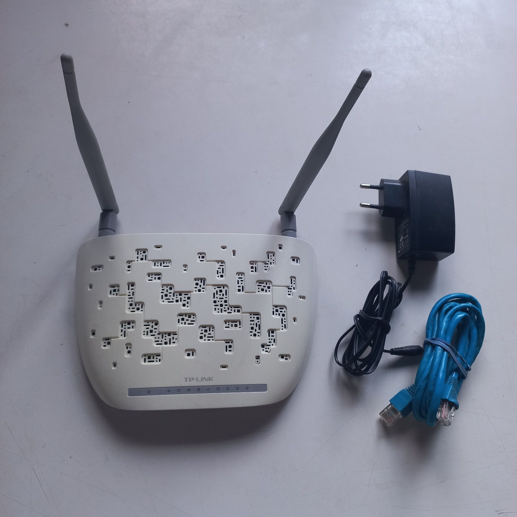 Tp-link TD-W8968 маршрутизатор модем роутер ADSL