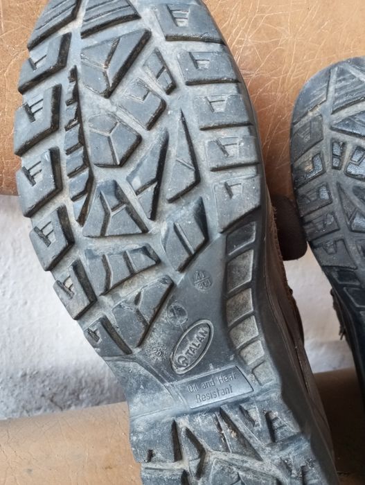 Продам берцы в хорошем состоянии..