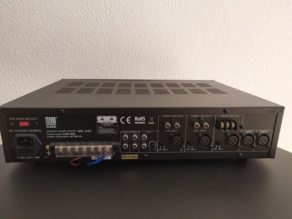 Amplificador Misturador AMC MA 240 com 6 colunas