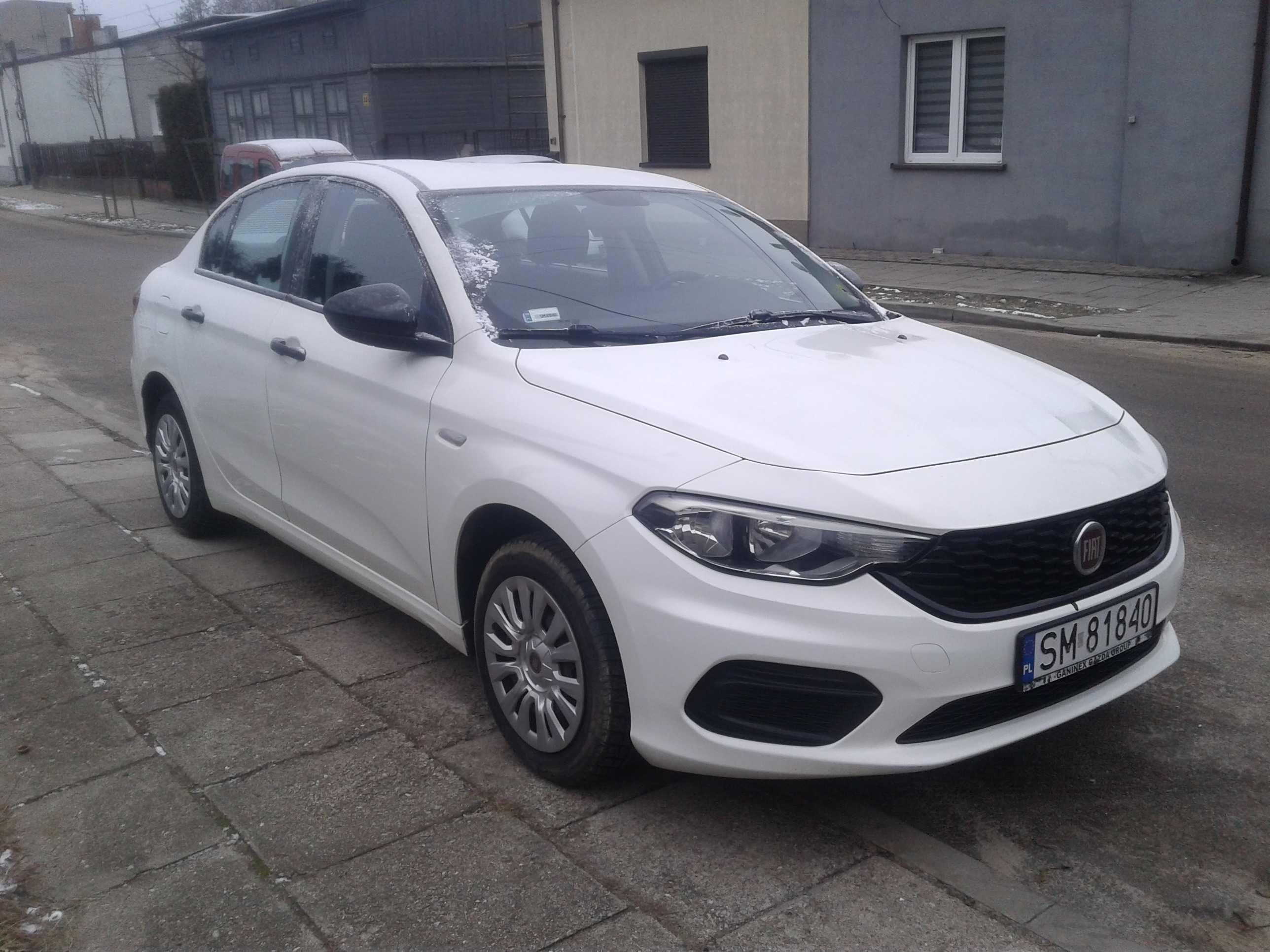Wypożyczalnia Samochodów Aut  Łódz Zgierz bez limitu kilometrów