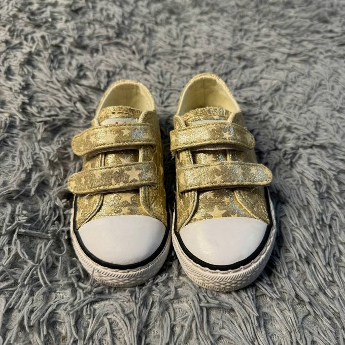 Кеды со звёздами