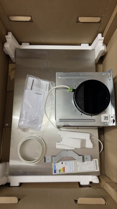 Exaustor BOSCH  Chamine DWB77IM50 (453 m3/h - 75 cm - Inox) ( NOVO)