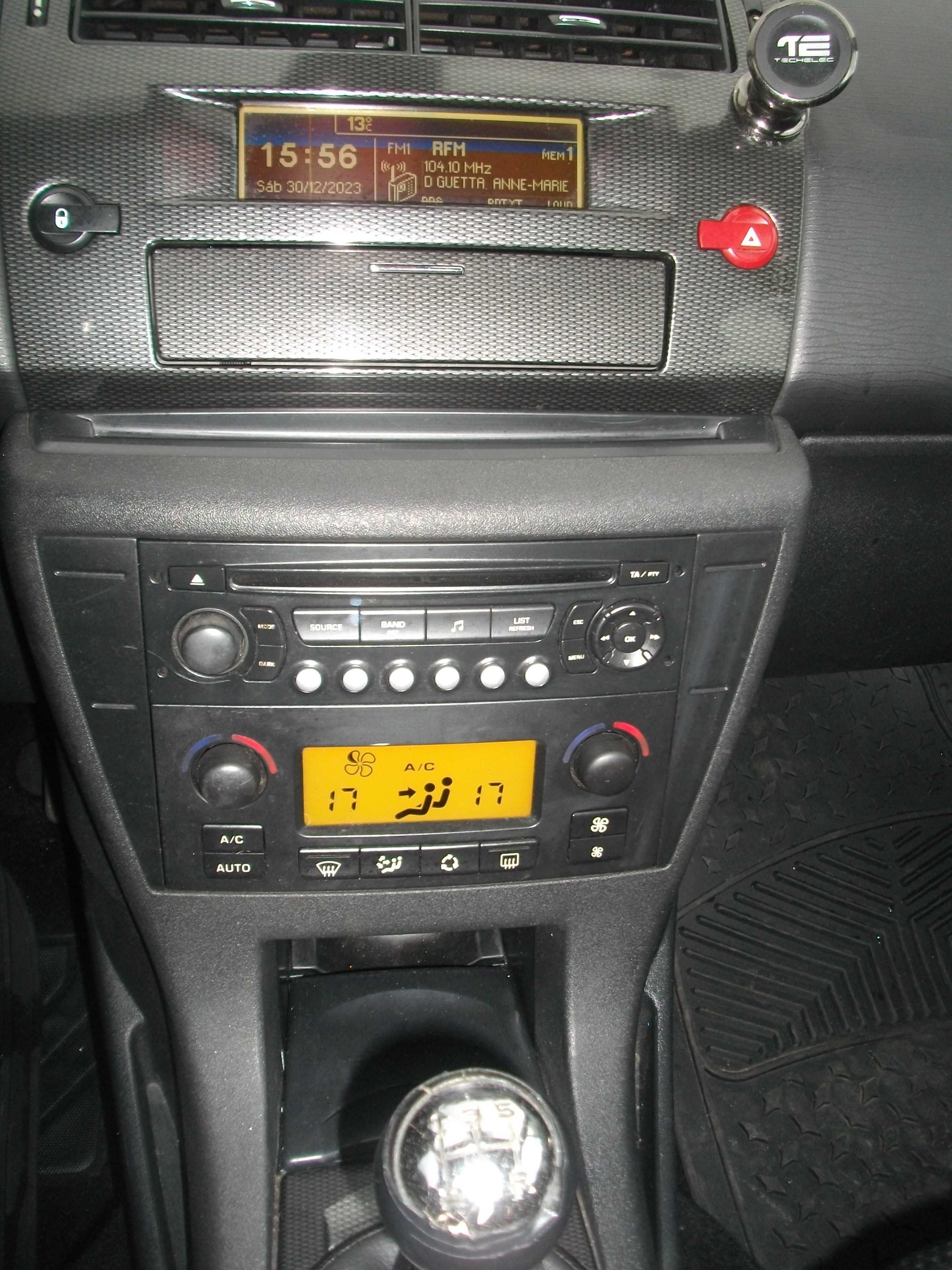 Citroen C4 1.6HDI 110CV de 2005 Impecável