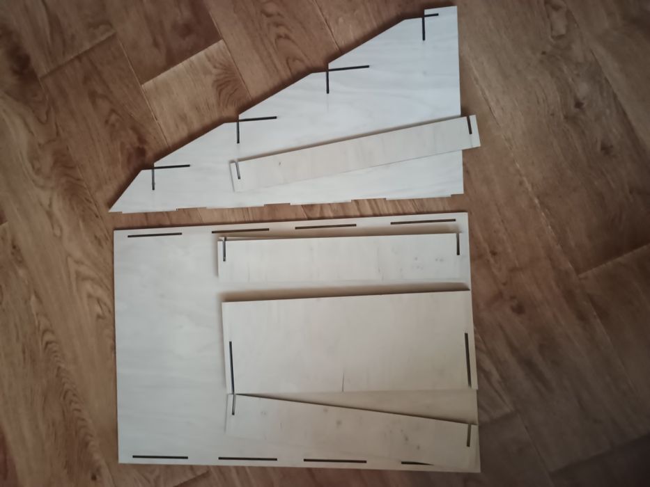 Стелаж дерев'яний рекламна стійка