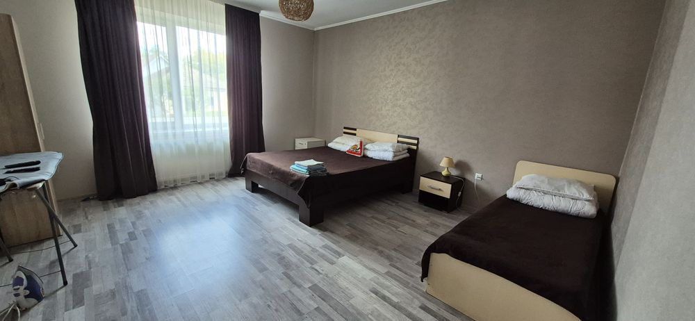 Будинок подобово,ВІЛЬНО