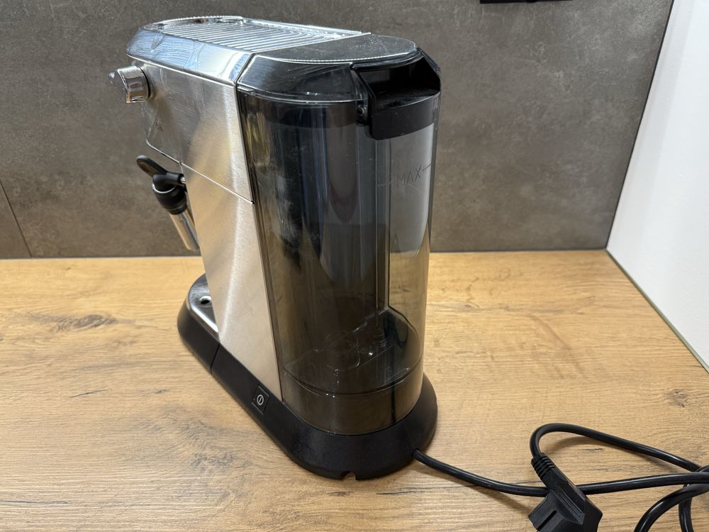 Ekspres cisnieniowy Delonghi EC685