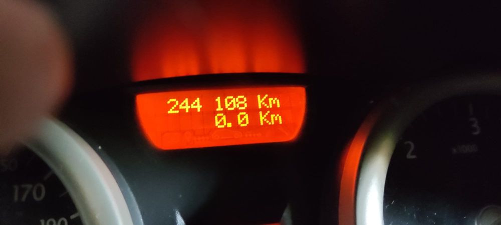 Renault Mégane 1.5 dCi (82cv) – 2004 – Acidentada