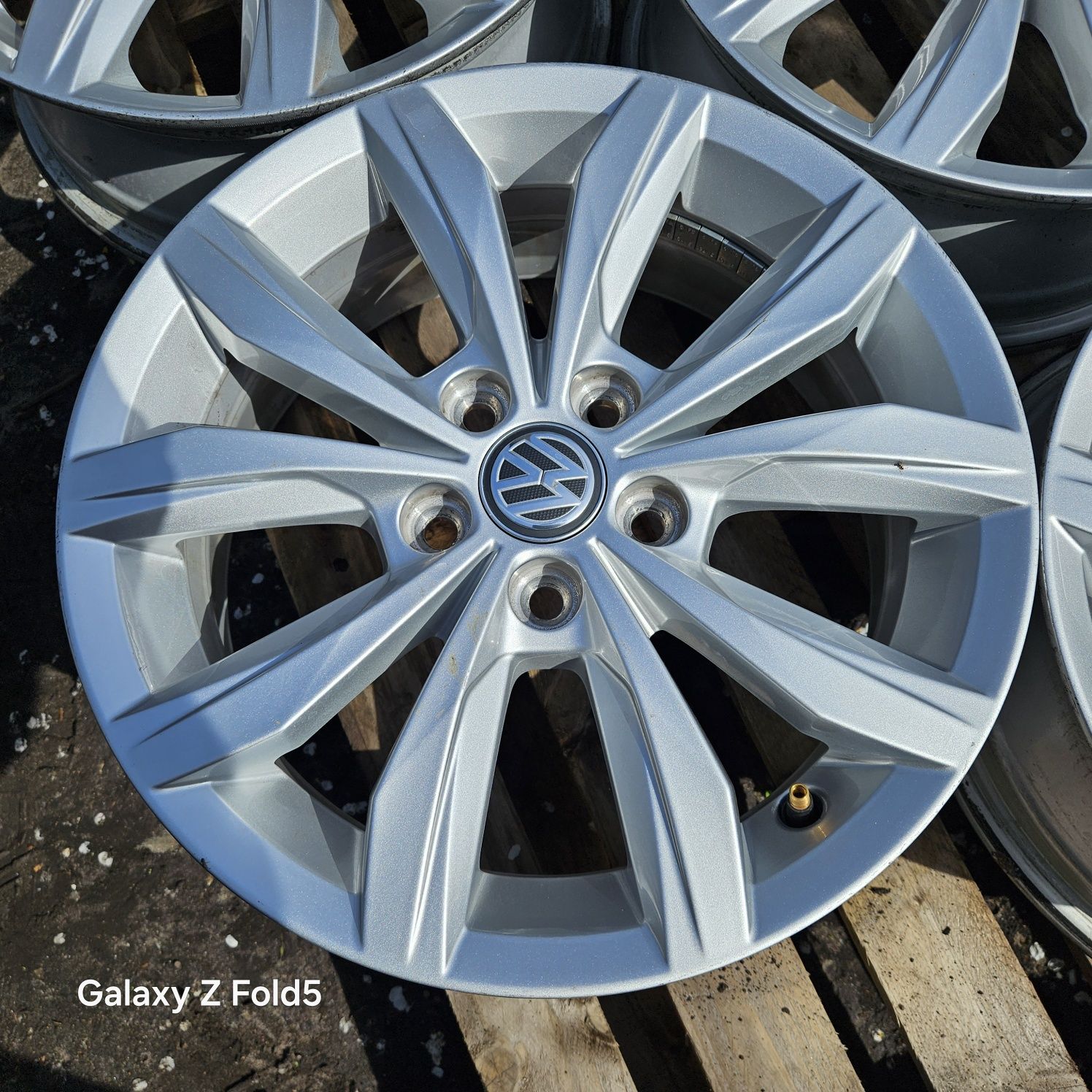 Alufelgi 15 Volkswagen Polo VI Fabia IV Ibiza V 5x100 ET40 5,5jx15"