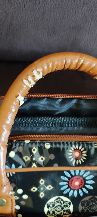 Pasta para computador e/ou material escolar