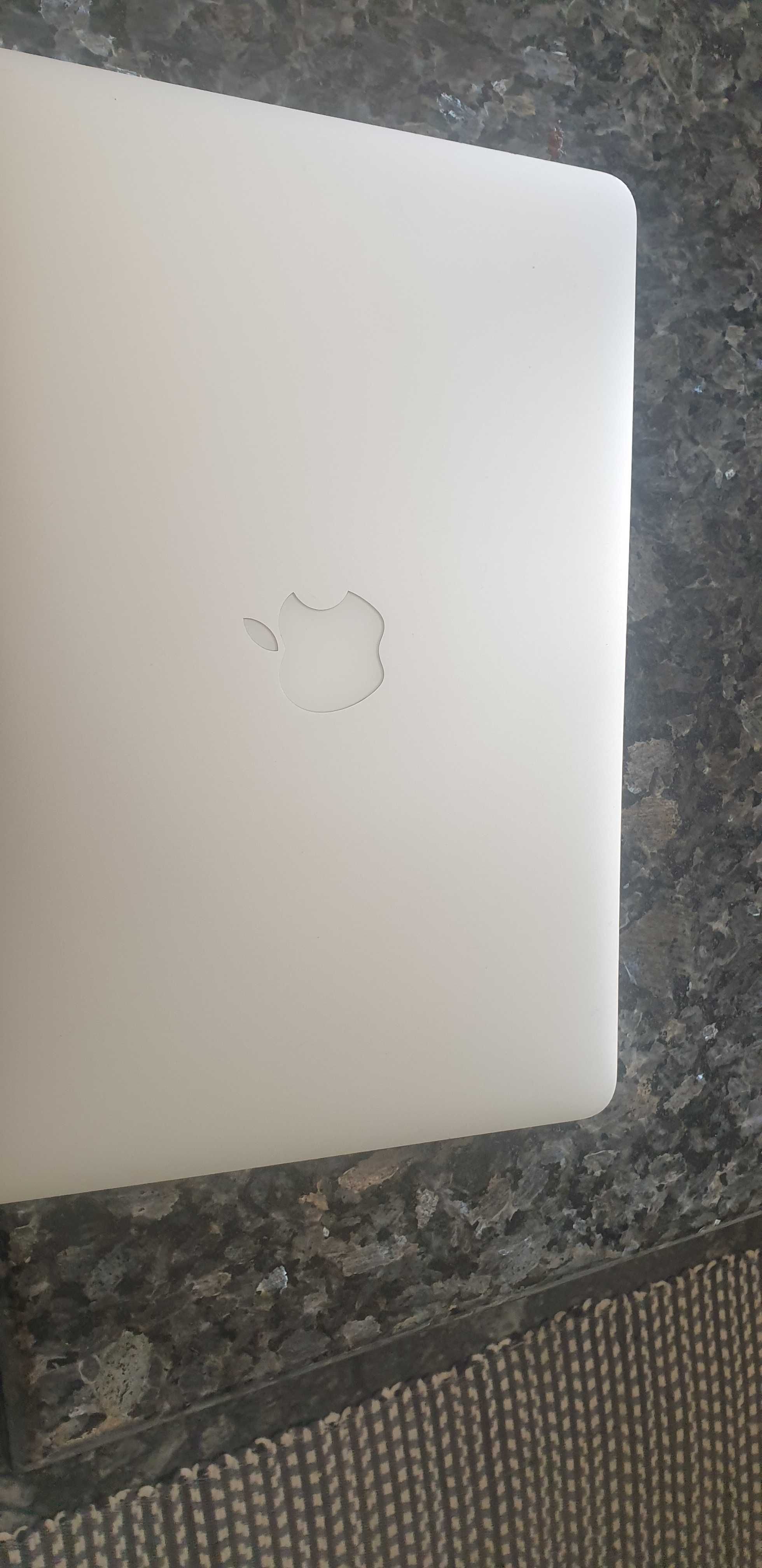 Macbook air 13 2011 i5