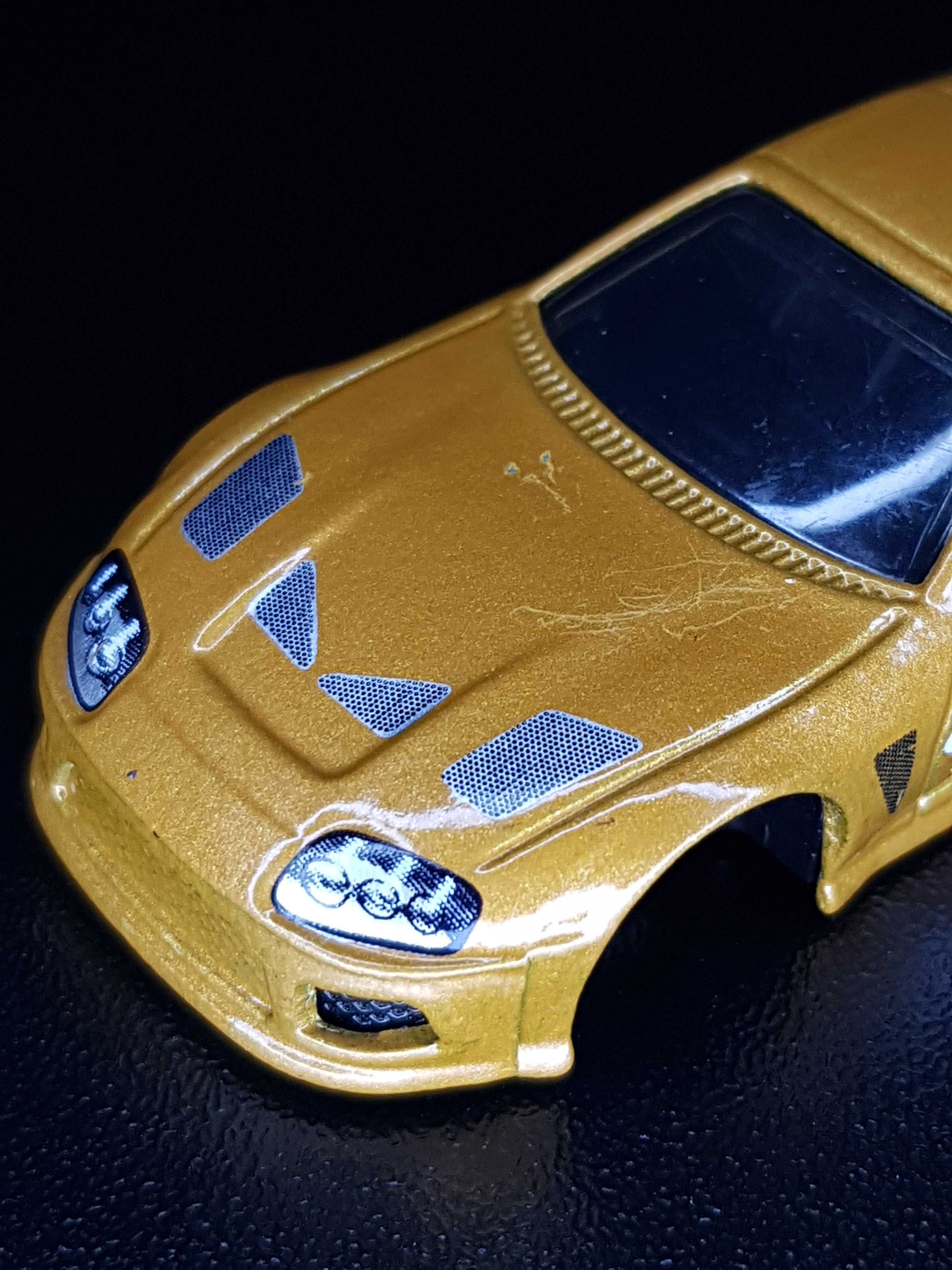 Hot Wheels Toyota Supra MK4 z serii Fast & Furious z 2015 roku custom