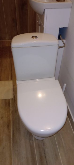 Sprzedam nowy kompakt cersanit mito eko z deską wolnoopadającą