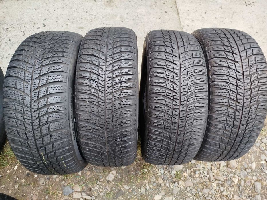 Резина (шини) зимові 215-55-17 Bridgestone з Німечини