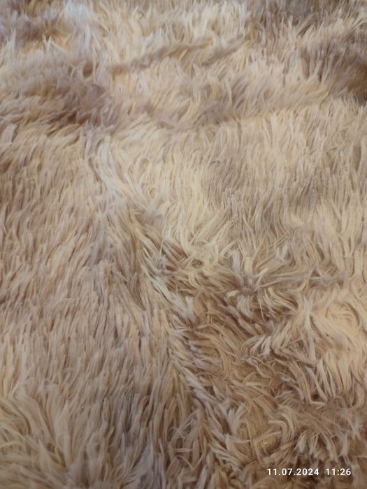 Nowy jasny dywan puszysty 80x120