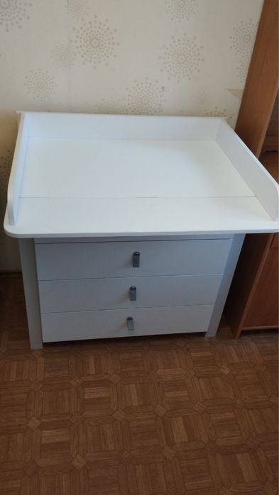 Продам детскую кроватку