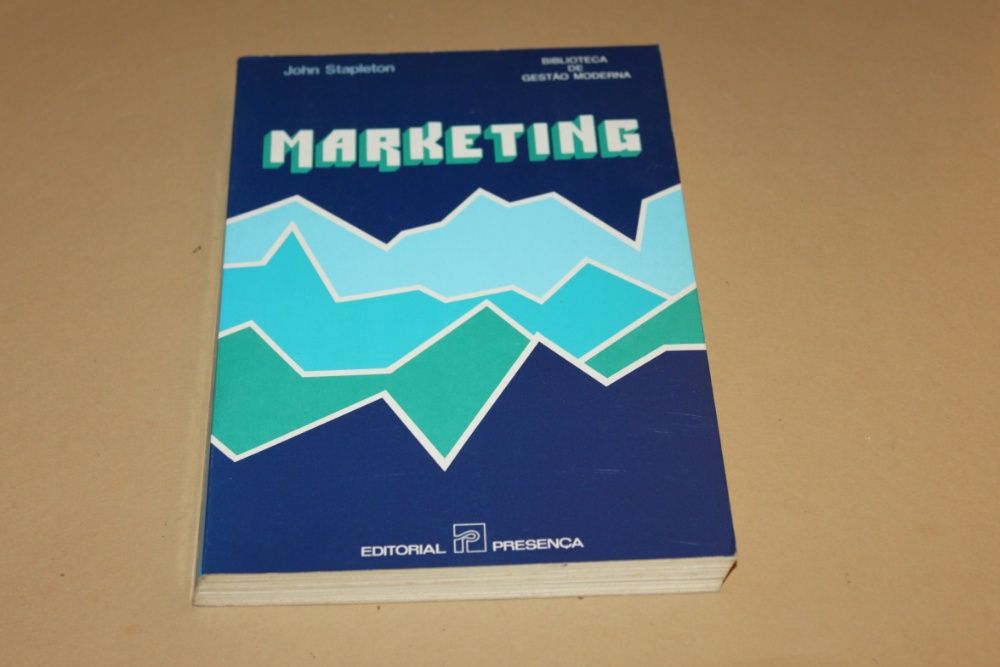 Marketing// John Stapleton