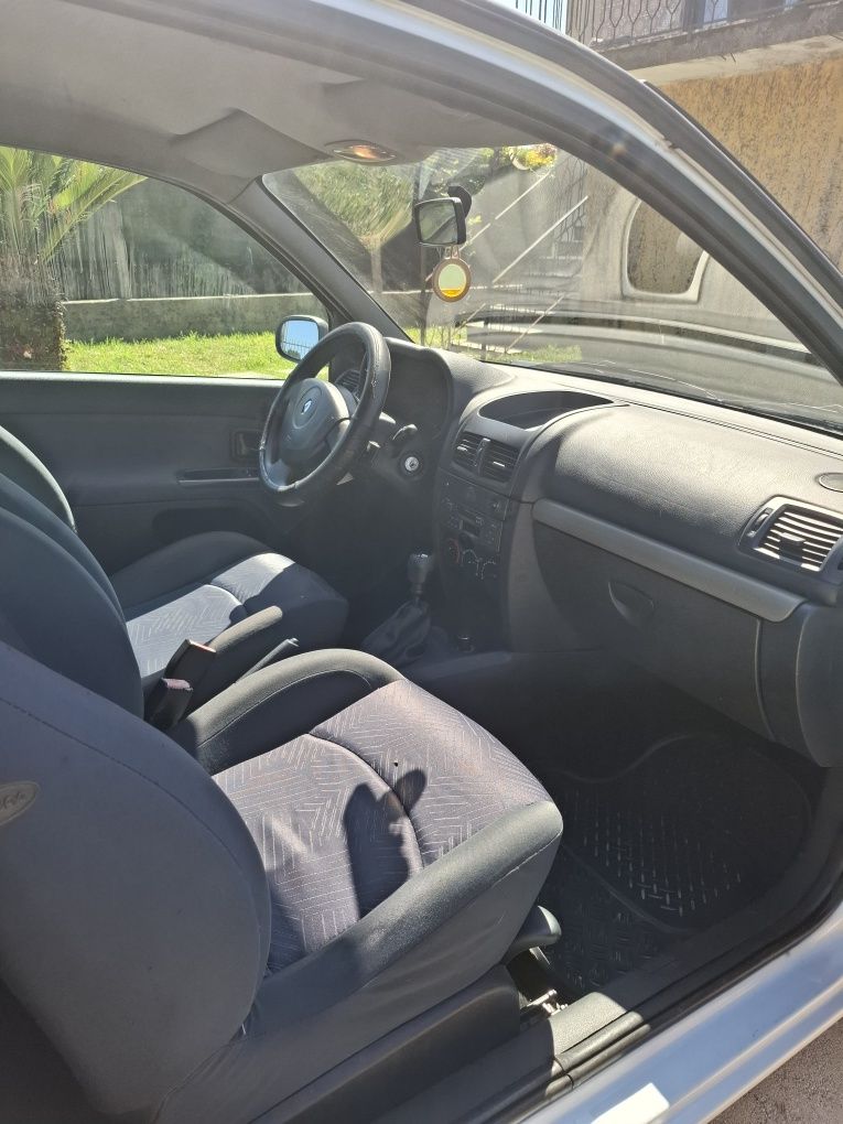 Renault Clio 2 [2005]