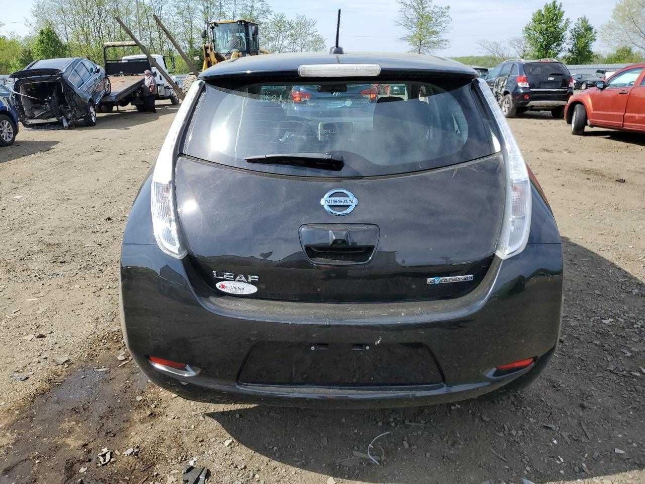 2016 Nissan Leaf S