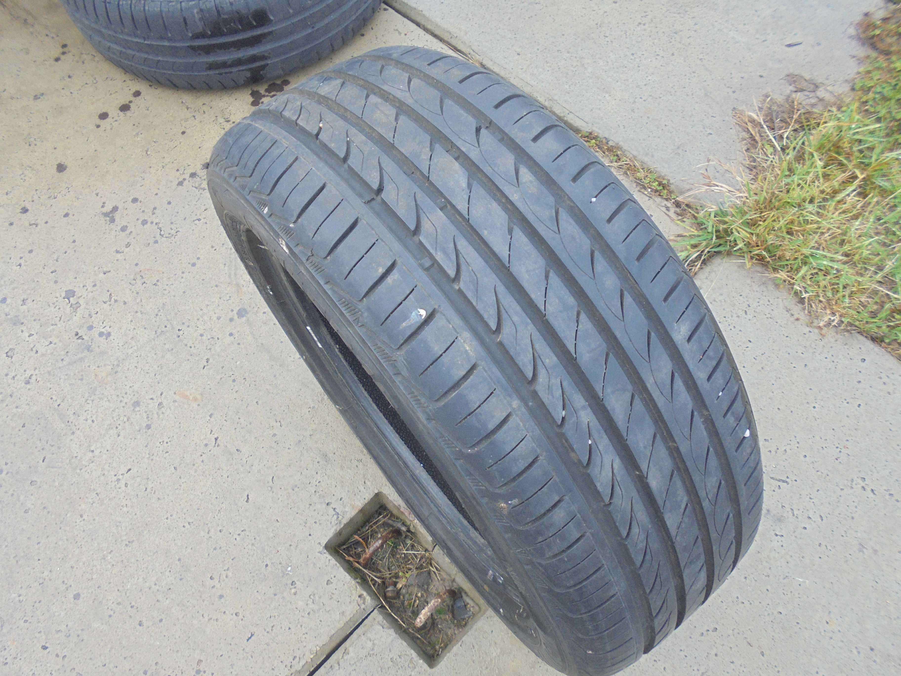 Opona Delinte DH2 195/55r15 85v 1szt.