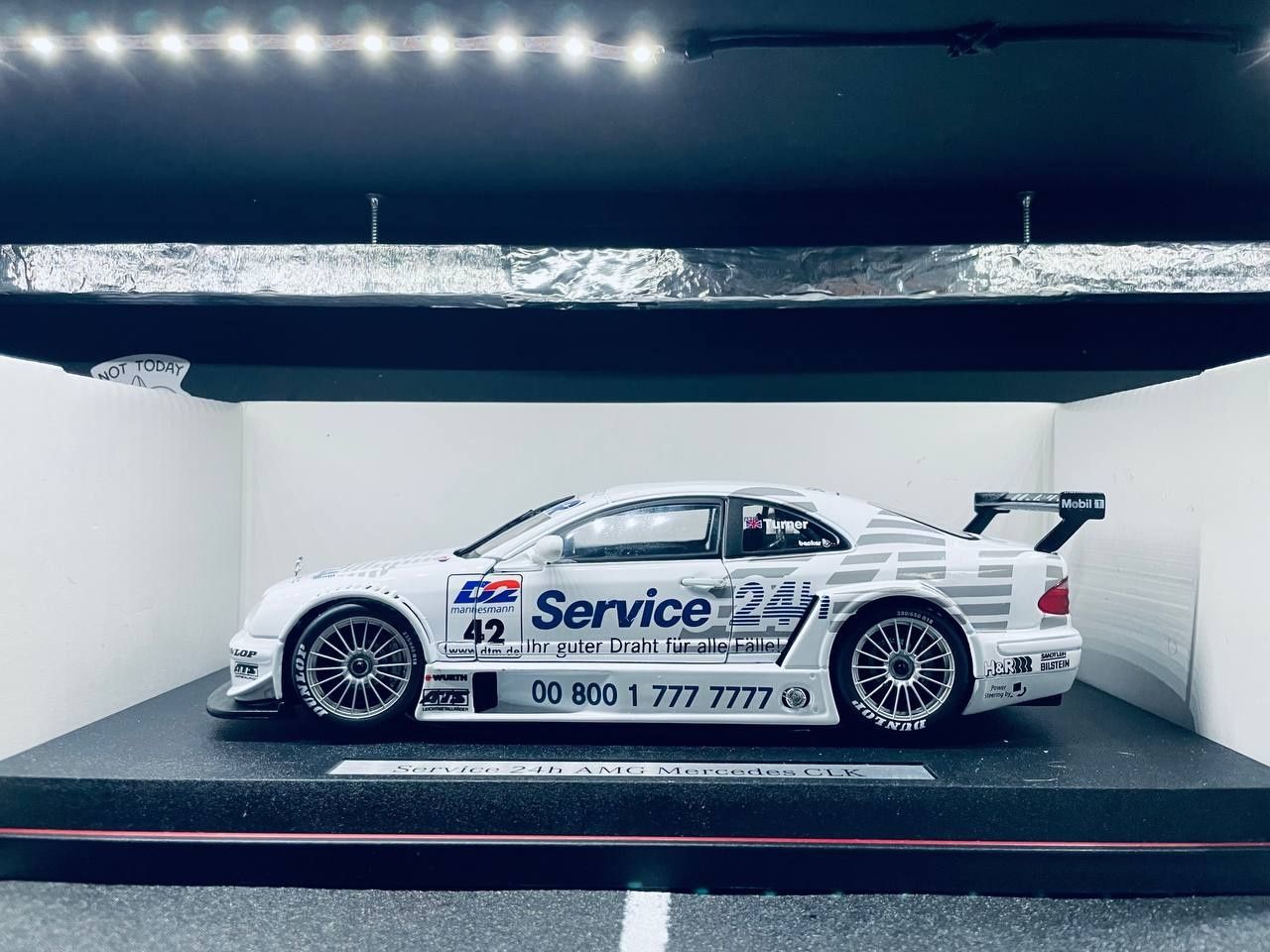 Модель Mercedes CLK-DTM 1:18 Maisto