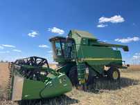 Комбайн John Deere 6940 2004